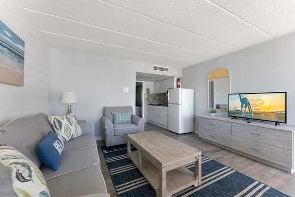 $425,000 | 9103 Atlantic Avenue, Unit 411, Wildwood Crest, NJ 08260