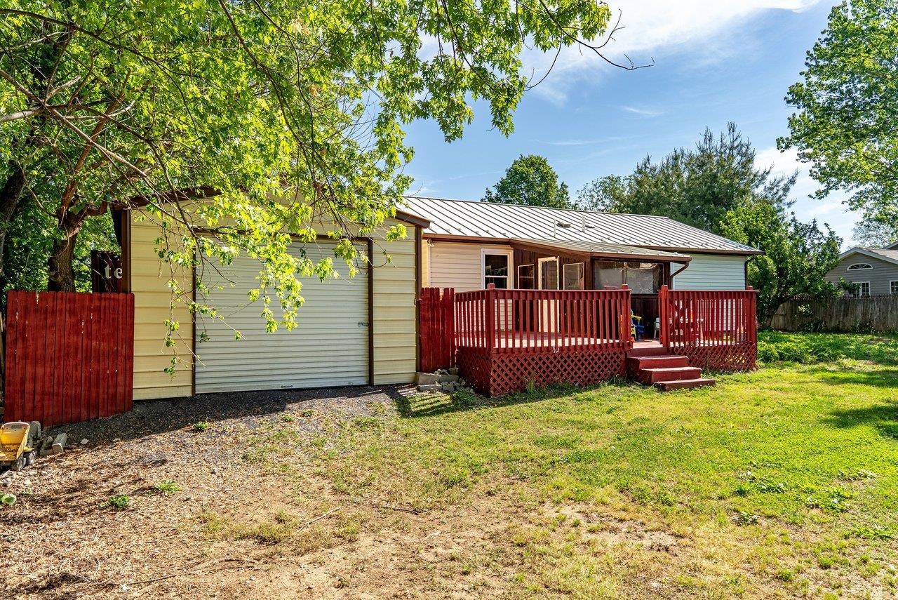 605 13th Street Grottoes, VA 24441 - Photo 39 of 45