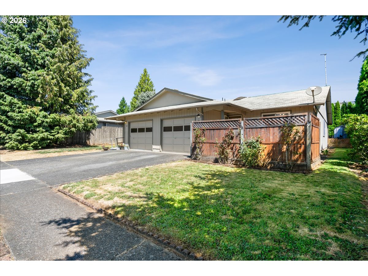 113 Southwest 9th Street Sublimity, OR 97385 - Photo 4 of 31