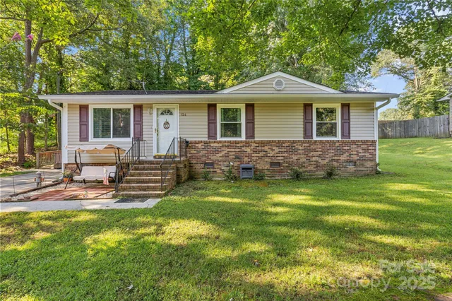 $260,000 | 124 Willow Street, Stanley, NC 28164