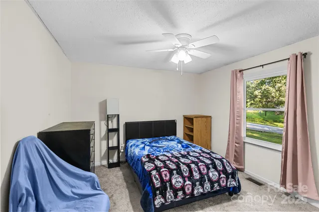 $260,000 | 124 Willow Street, Stanley, NC 28164