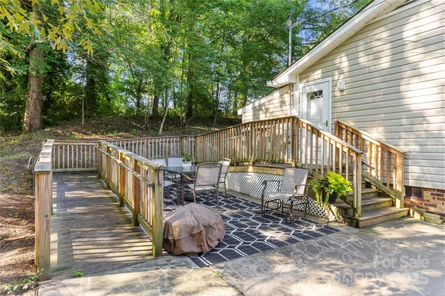 $260,000 | 124 Willow Street, Stanley, NC 28164