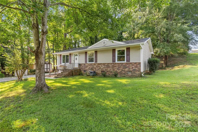 $260,000 | 124 Willow Street, Stanley, NC 28164