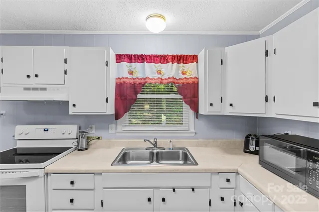 $260,000 | 124 Willow Street, Stanley, NC 28164