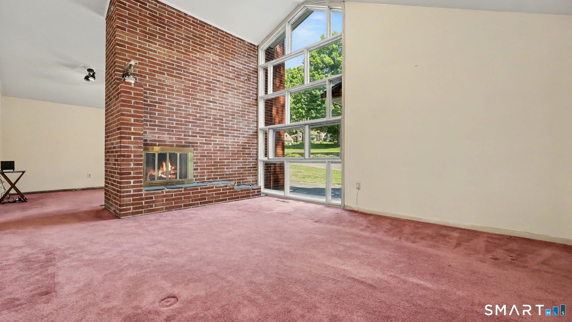 144 Maple Street Seymour, CT 06483 - Photo 8 of 40 Living Room