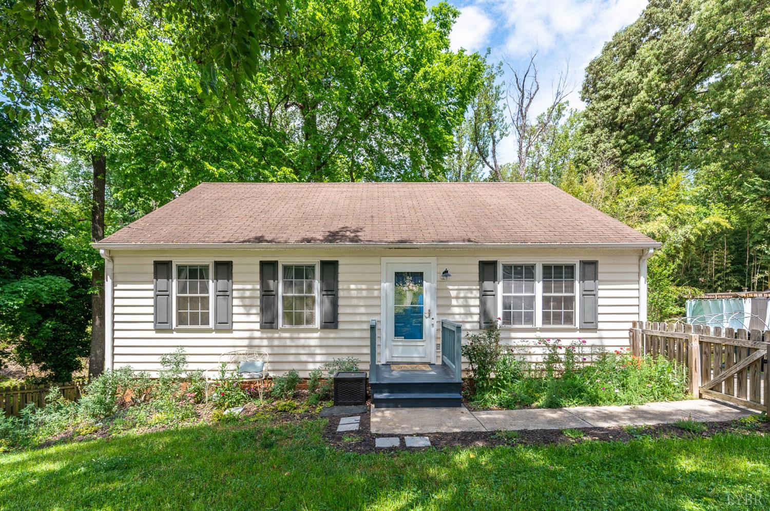 403 Riverside Drive Lynchburg, VA 24503 - Photo 1 of 36