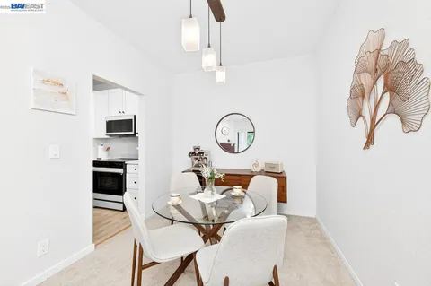 $560,000 | 39931 Cedar Boulevard, Unit 309, Newark, CA 94560