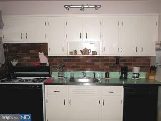 465 Valley View Road Springfield, PA 19064 - Photo 2 of 6
