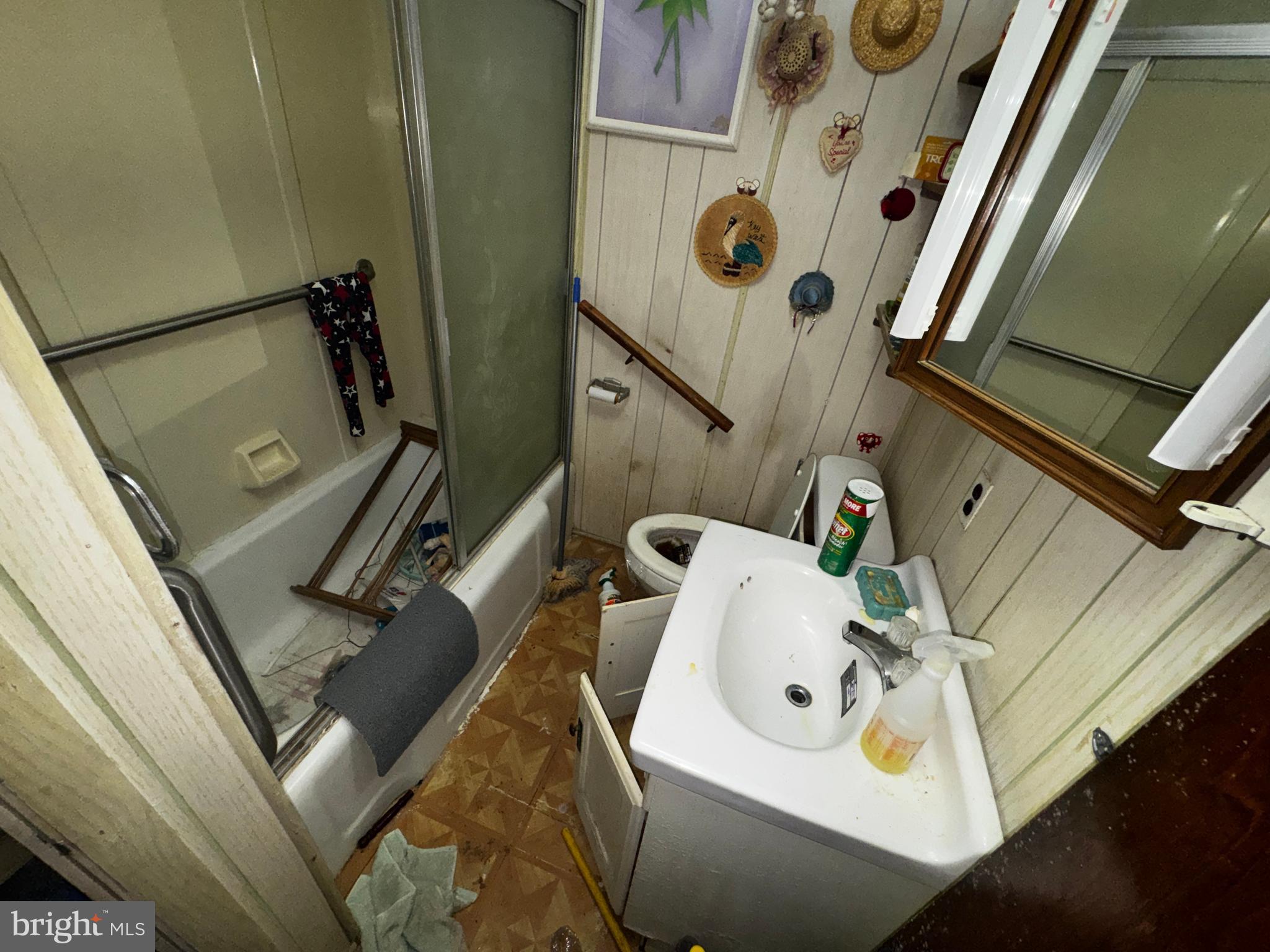 2426 Bethel Road Chester, PA 19013 - Photo 11 of 14 bathroom