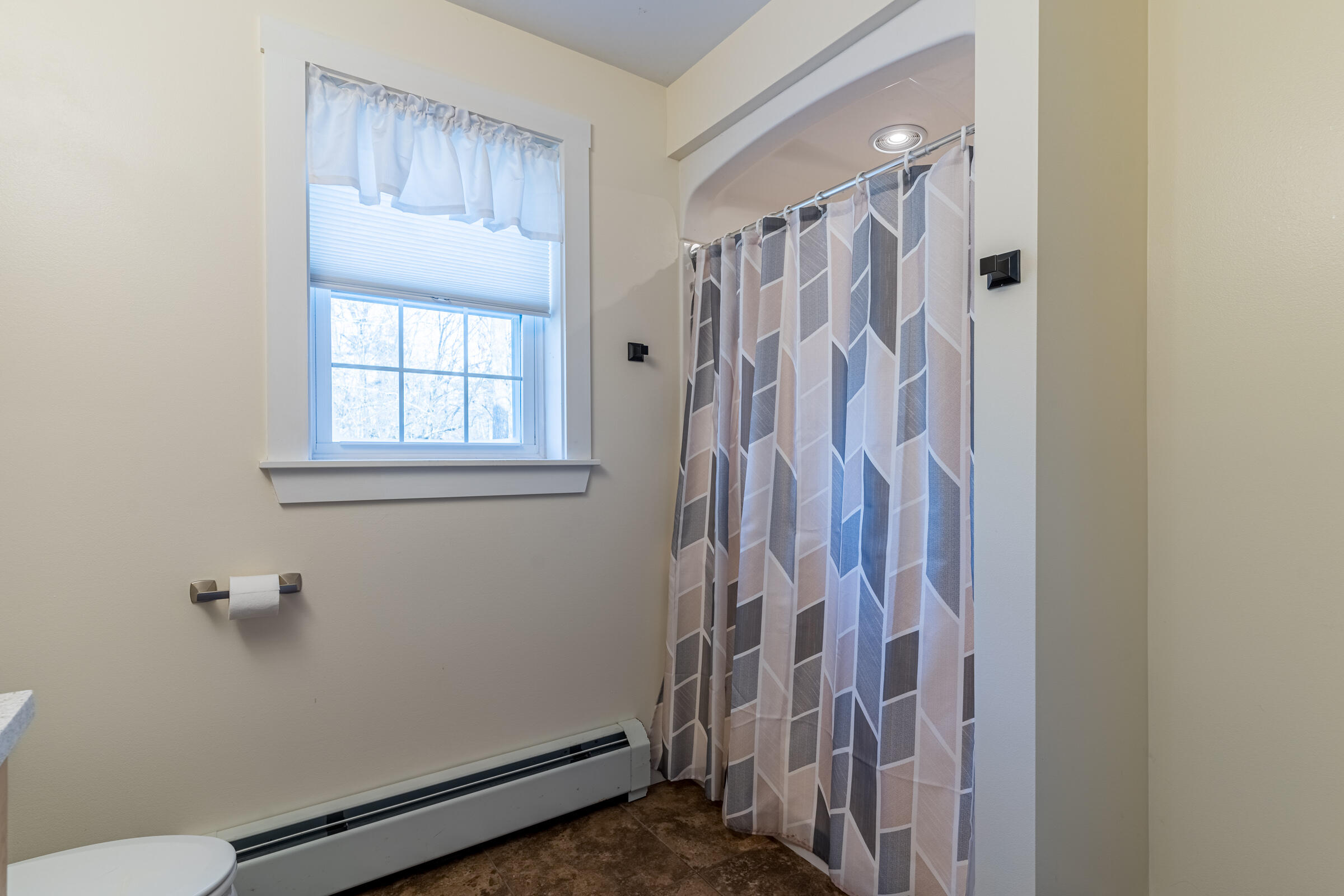 124 Bauneg Beg Road Sanford, ME 04073 - Photo 23 of 34 124 Bauneg Beg Rd (MLS)-21