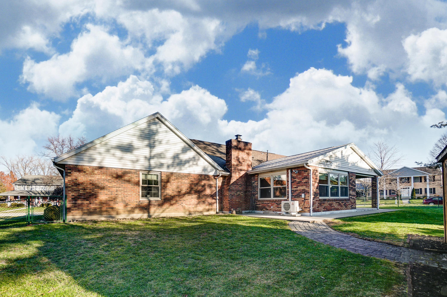 1045 Kingsgate Road Springfield, OH 45503 - Photo 35 of 39