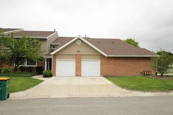 $265,000 | 118 Morningside Lane West, Unit 118, Buffalo Grove, IL 60089