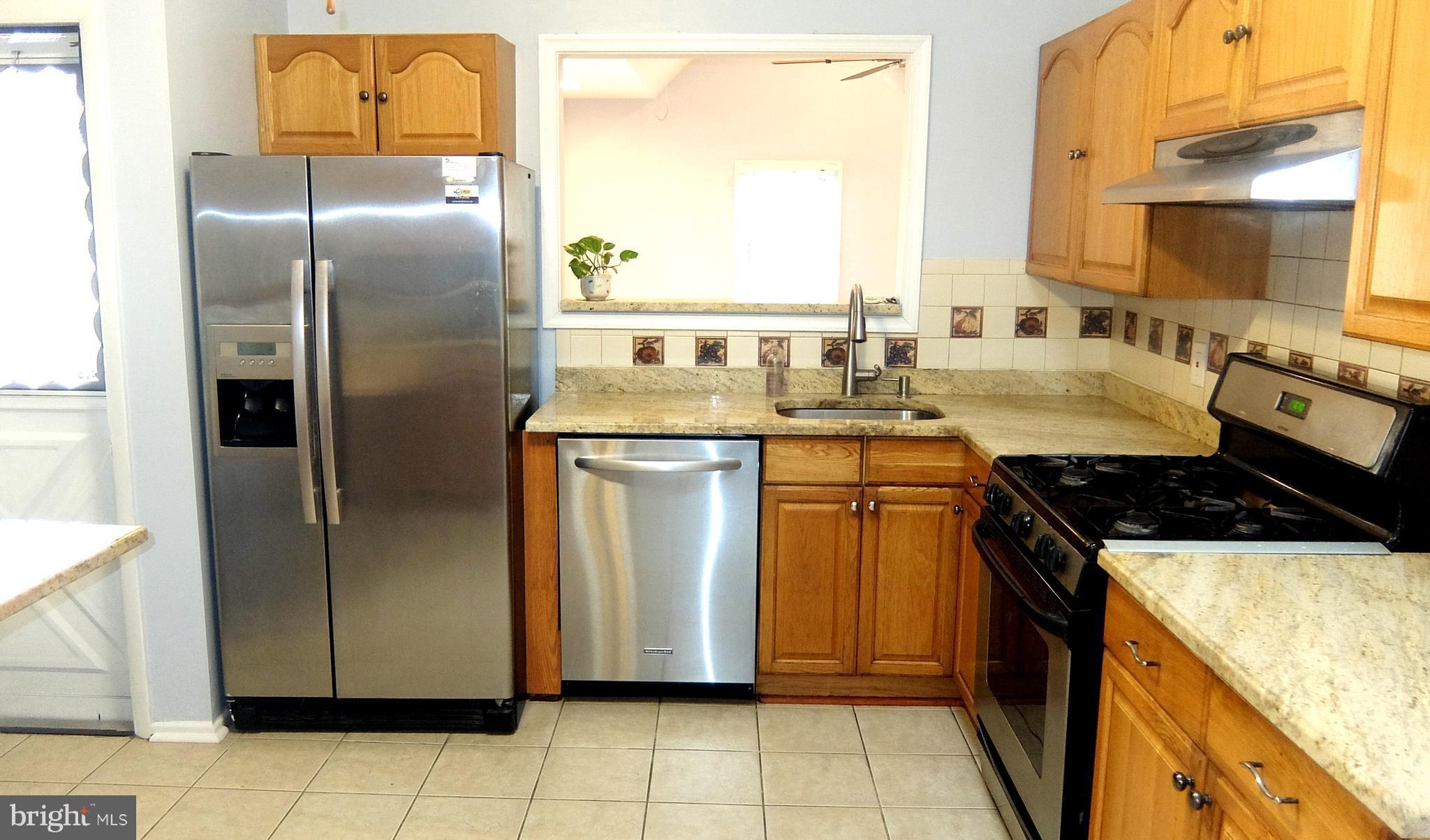 6016 Trailside Drive Springfield, VA 22150 - Photo 2 of 22 Kitchen