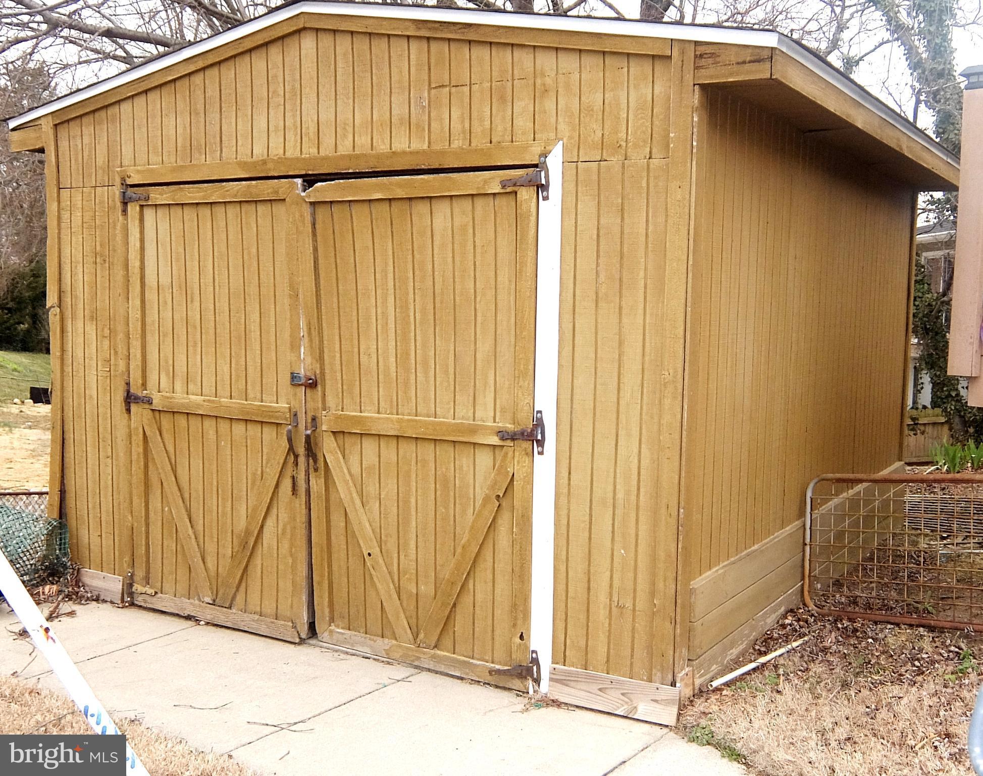 6016 Trailside Drive Springfield, VA 22150 - Photo 18 of 22 Large Storage Shed 1
