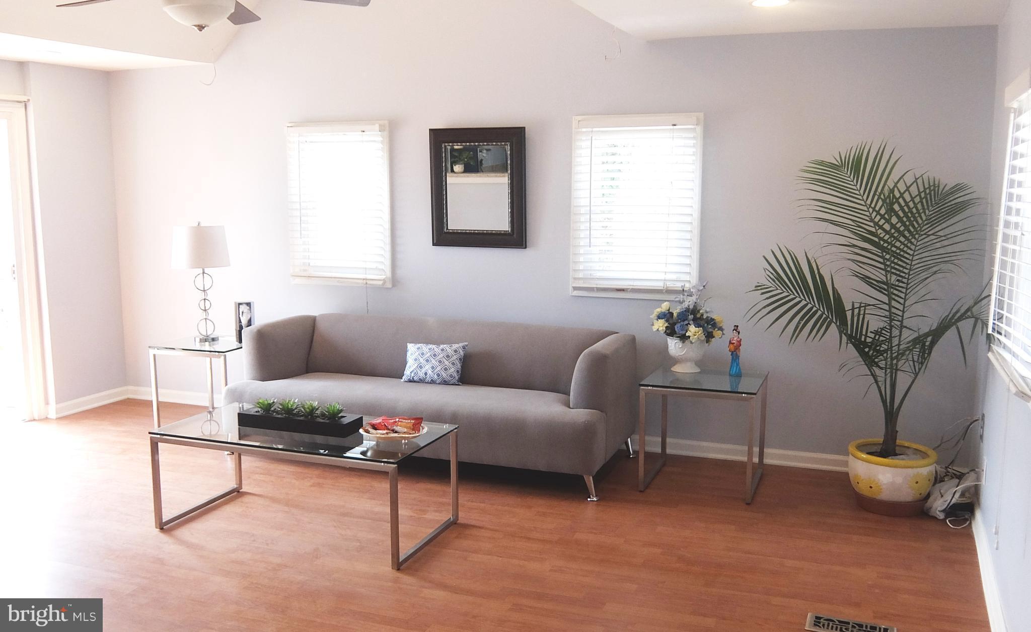 6016 Trailside Drive Springfield, VA 22150 - Photo 3 of 22 Family Room