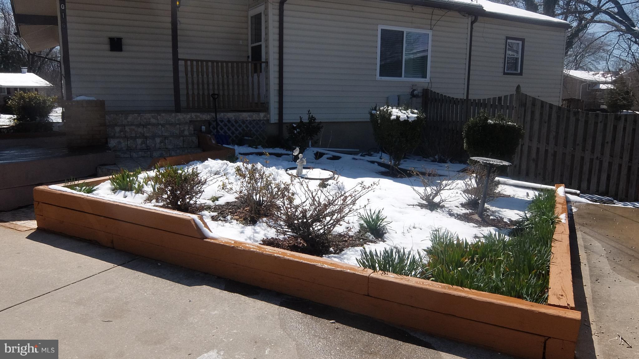 6016 Trailside Drive Springfield, VA 22150 - Photo 22 of 22 Front Flower Garden