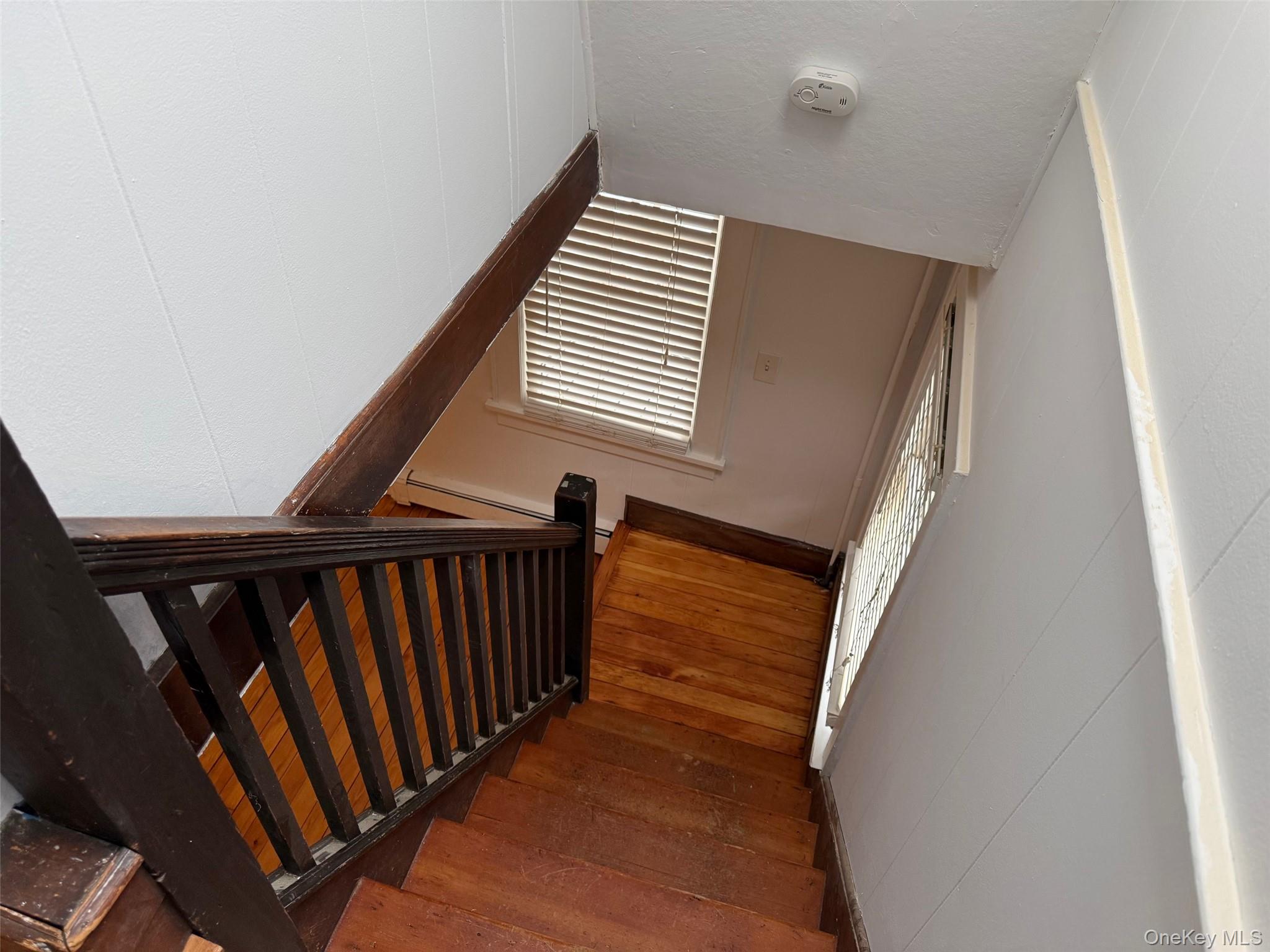 182 Maple Hill Road Huntington, NY 11743 - Photo 19 of 28