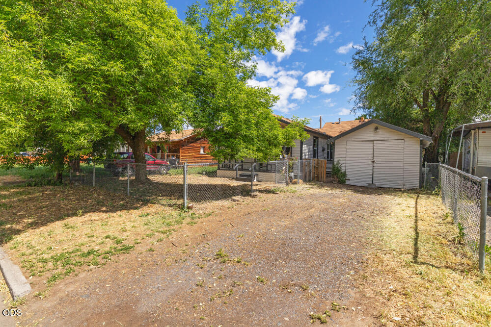 427 Martin Street Klamath Falls, OR 97601 - Photo 19 of 22