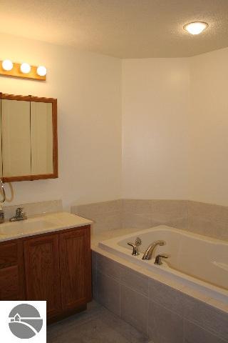 3480 Valley Road Honor, MI 49640 - Photo 12 of 15 1724637-11.JPG