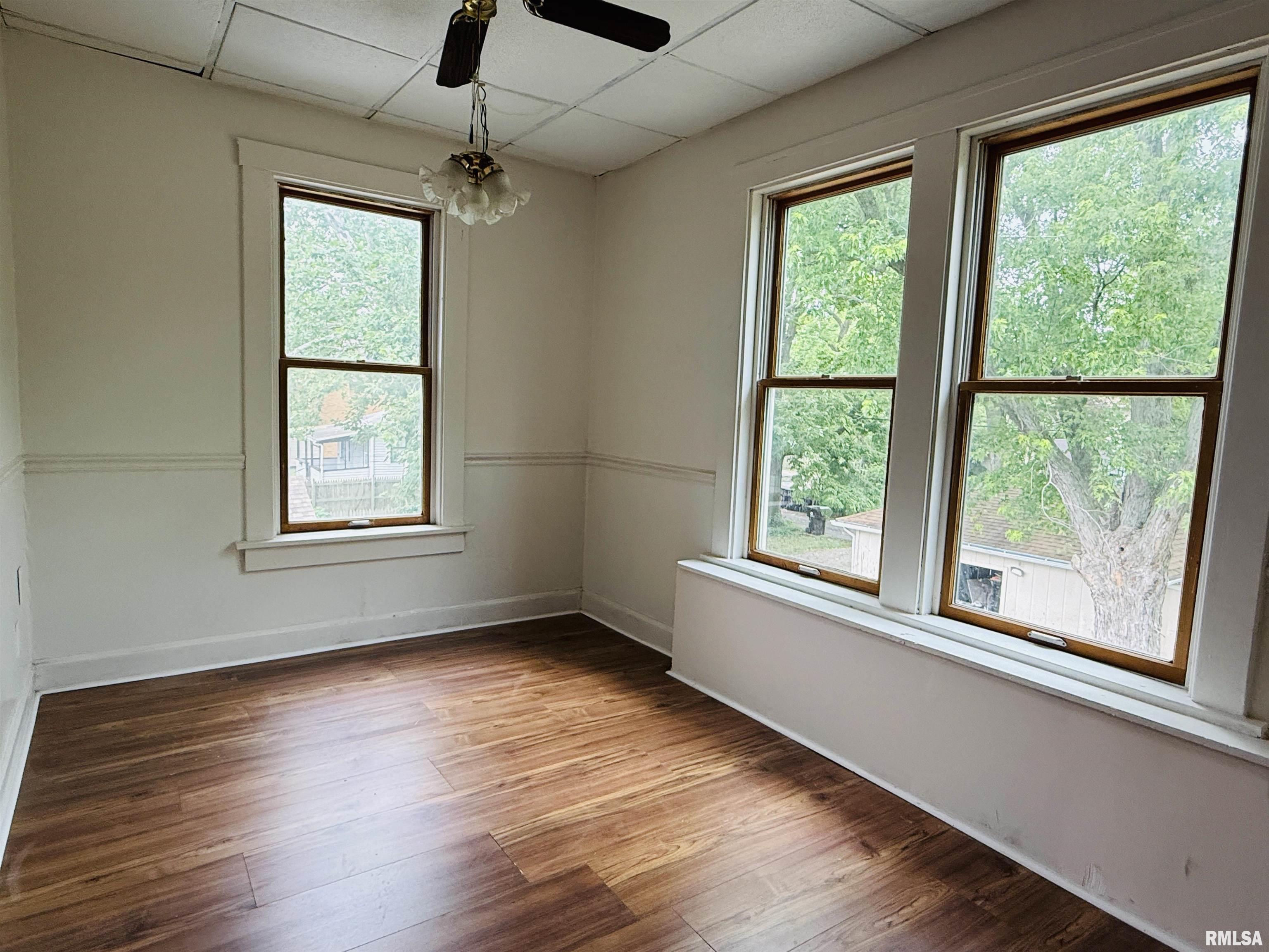 2141 North Prospect Road Peoria, IL 61603 - Photo 32 of 42