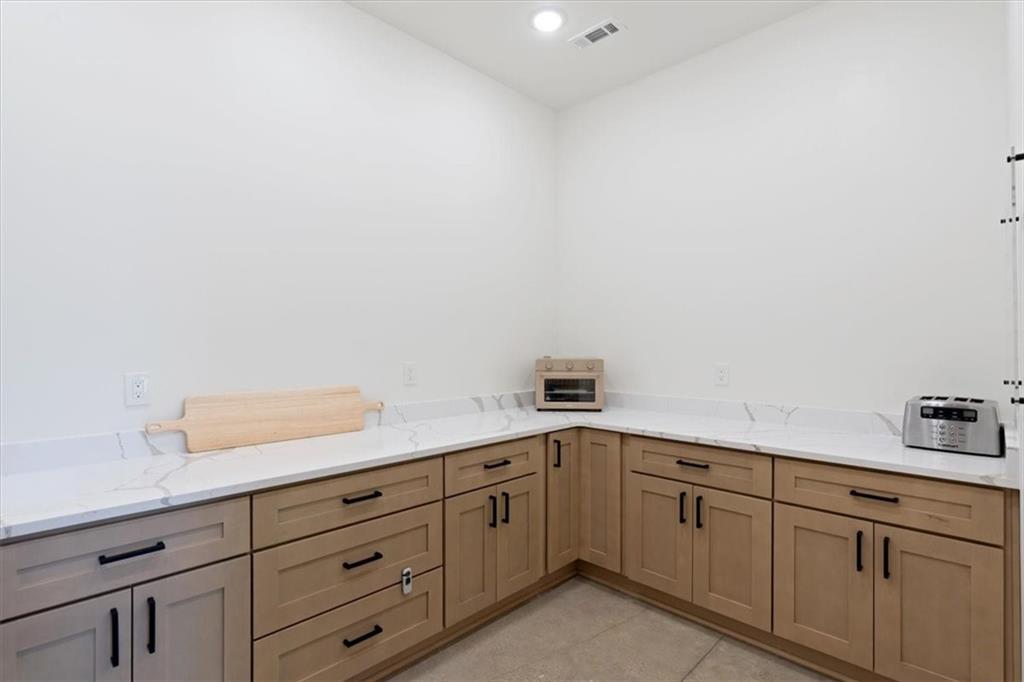 664 Wiggins Road Lyerly, GA 30730 - Photo 8 of 69 a utility room with cabinets