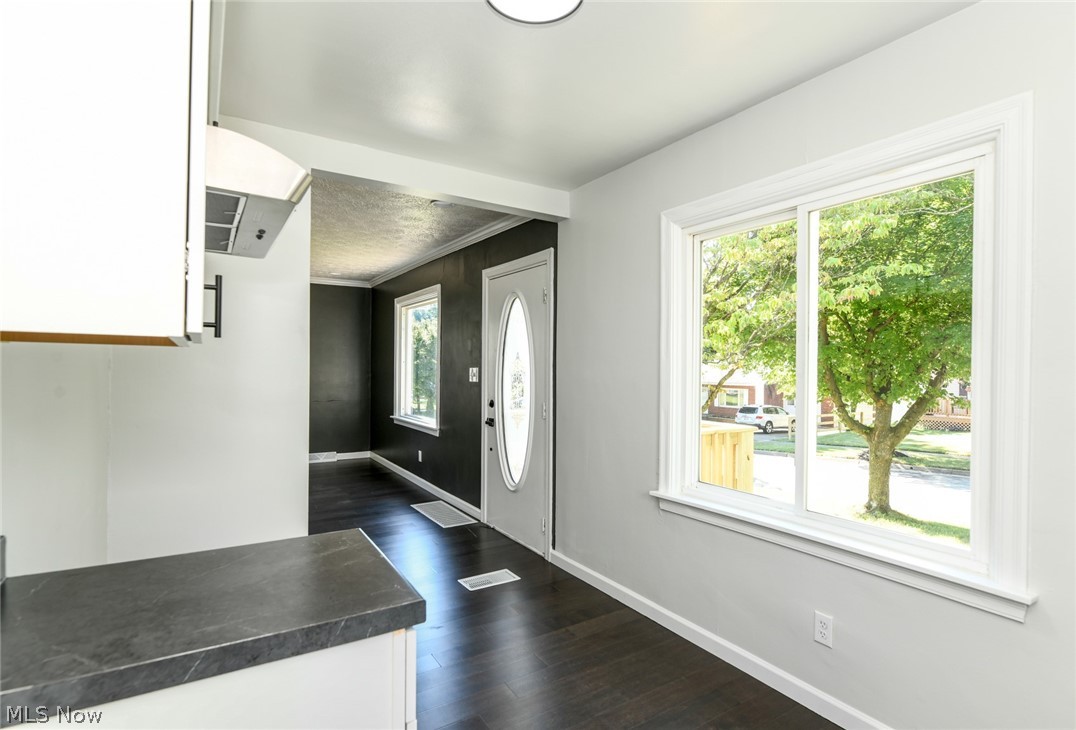 679 Ina Avenue Akron, OH 44306 - Photo 18 of 35 Gallery Image 18