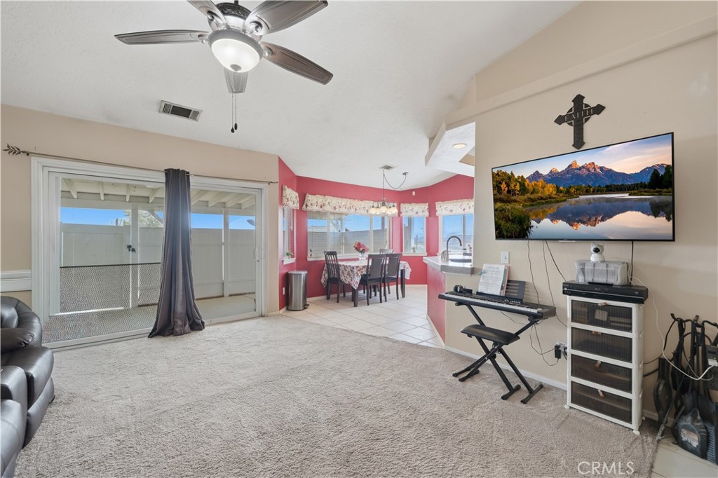 12035 Barbet Road Phelan, CA 92371 - Photo 16 of 47