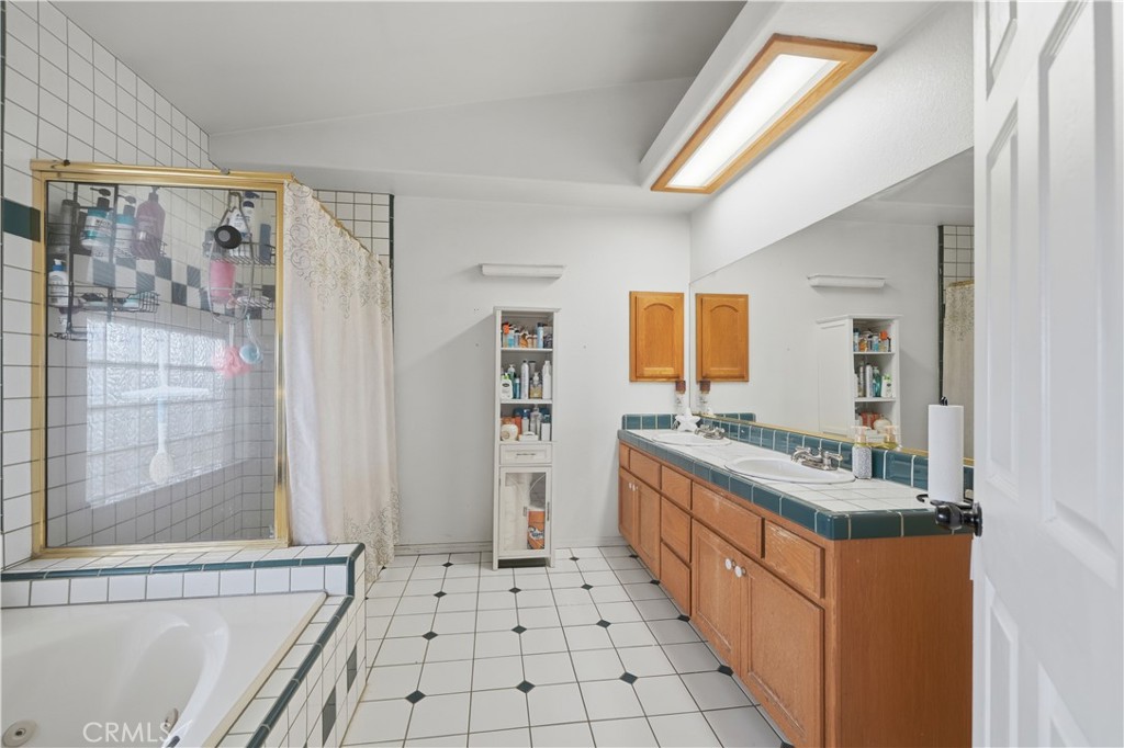 12035 Barbet Road Phelan, CA 92371 - Photo 21 of 47