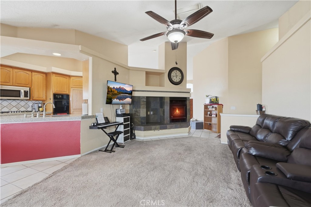 12035 Barbet Road Phelan, CA 92371 - Photo 4 of 47