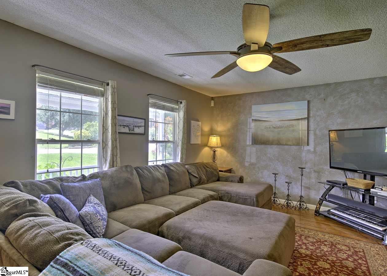 10 Timberjack Street Simpsonville, SC 29680 - Photo 7 of 36 Gallery Image 7
