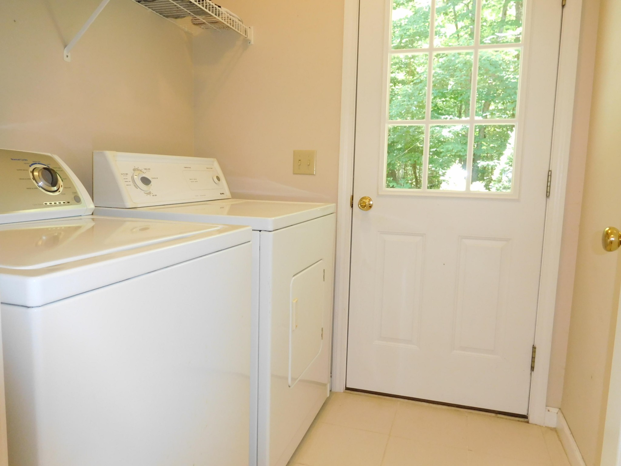 1105 Arrowhead Road, Unit 5 Monterey, TN 38574 - Photo 13 of 20 Gallery Image 13