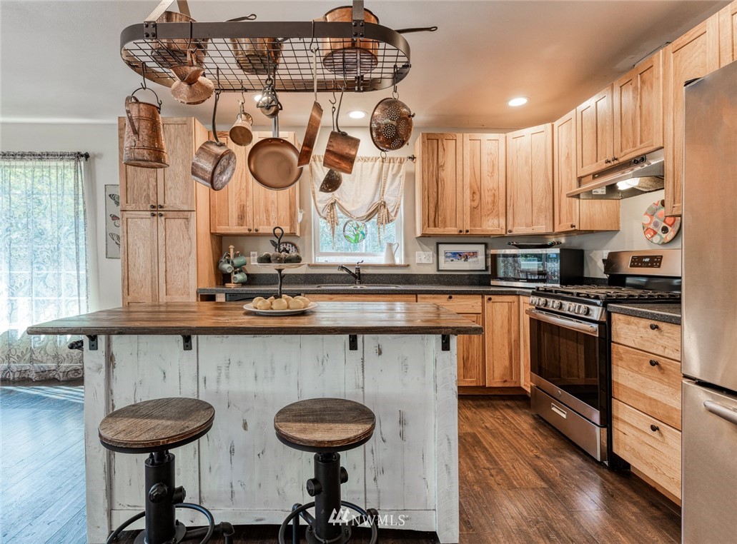 5562 Cape George Road Port Townsend, WA 98368 - Photo 11 of 29 Gallery Image 11