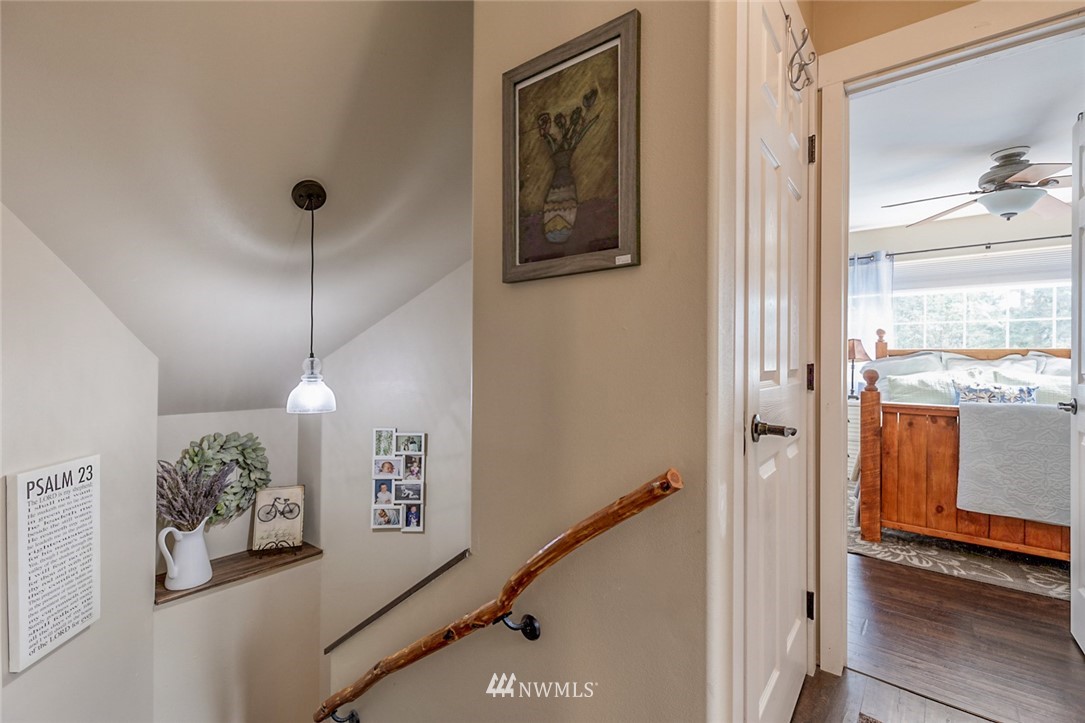 5562 Cape George Road Port Townsend, WA 98368 - Photo 16 of 29 Gallery Image 16