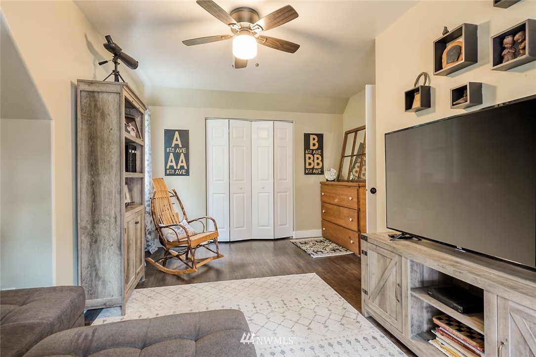5562 Cape George Road Port Townsend, WA 98368 - Photo 22 of 29 Gallery Image 22