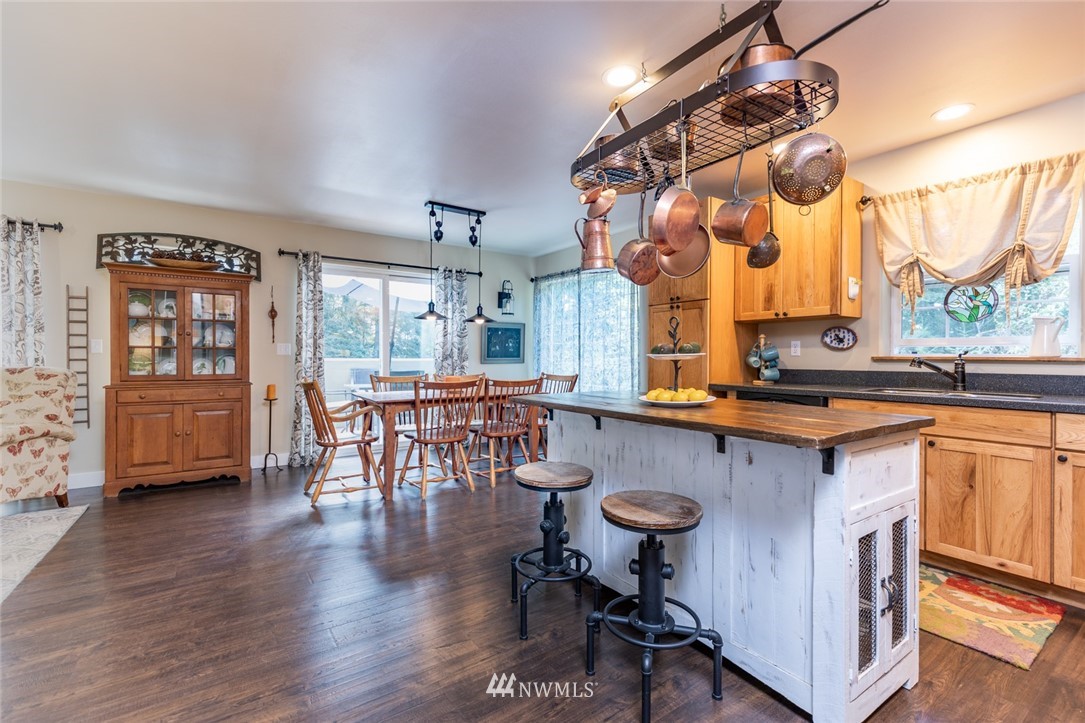 5562 Cape George Road Port Townsend, WA 98368 - Photo 7 of 29 Gallery Image 7
