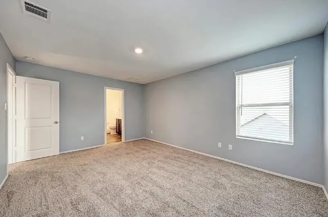 $1,695 | 817 Circle Way, Unit 7I, Jarrell, TX 76537