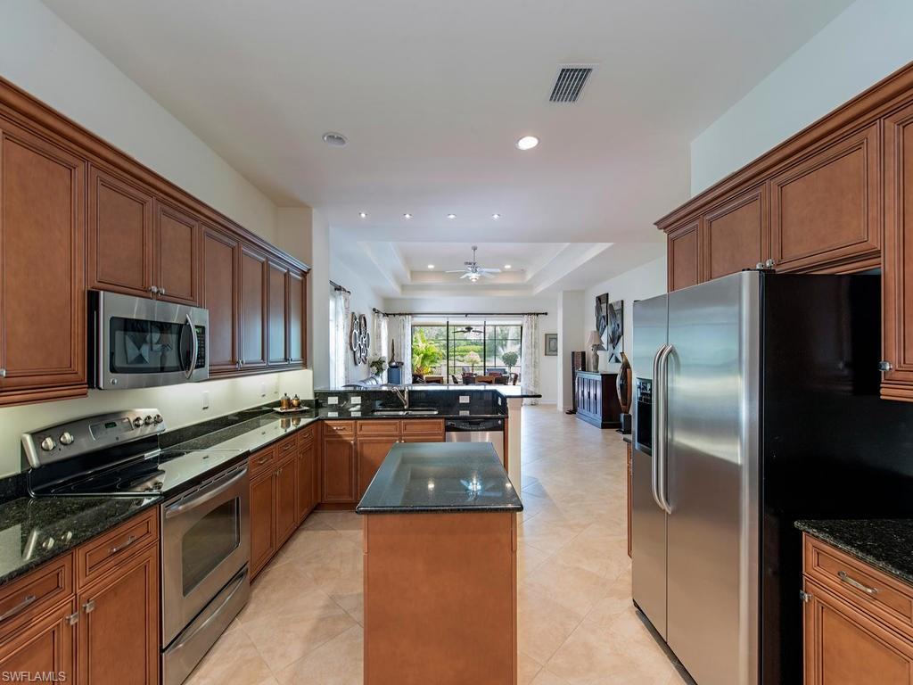 7520 Moorgate Point Way Naples, FL 34113 - Photo 4 of 11 Gallery Image 4