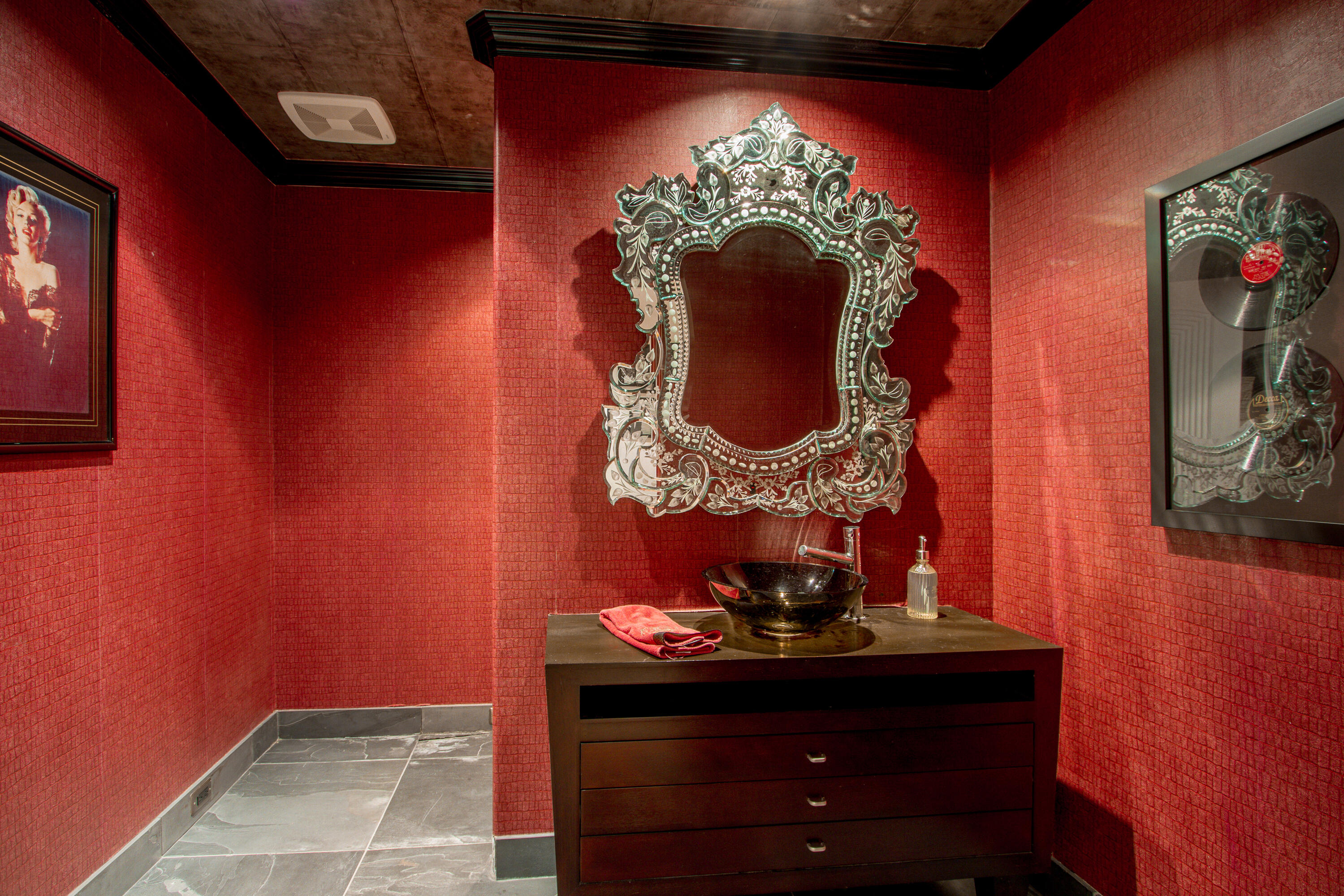 70375 Calico Road Rancho Mirage, CA 92270 - Photo 20 of 58 30-Half-Bathroom