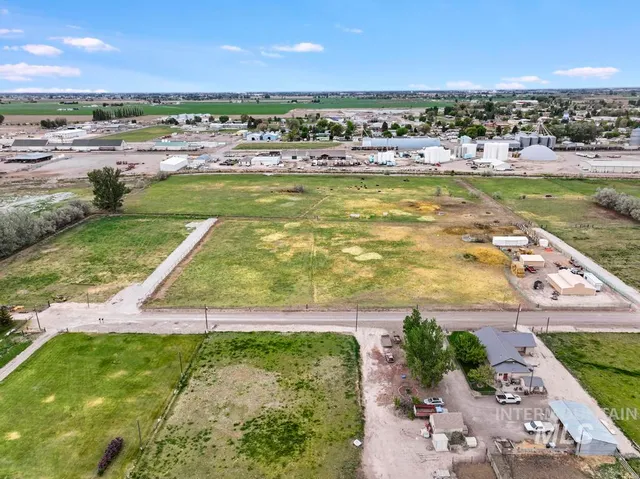 $403,500 | Tbd Sunnyslope Drive, Paul, ID 83347