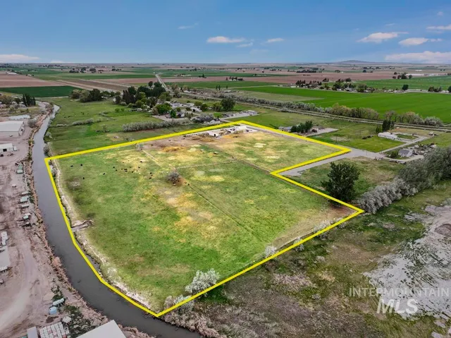$403,500 | Tbd Sunnyslope Drive, Paul, ID 83347