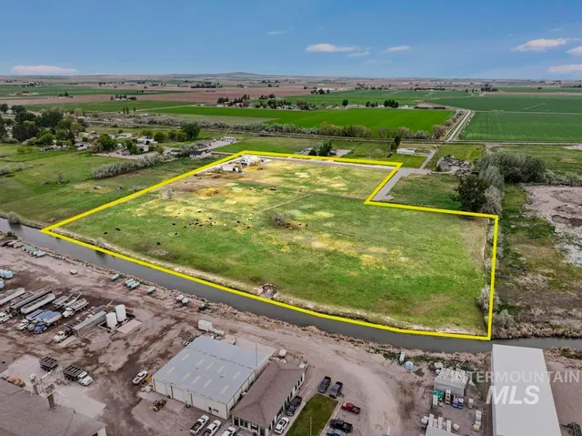 $403,500 | Tbd Sunnyslope Drive, Paul, ID 83347