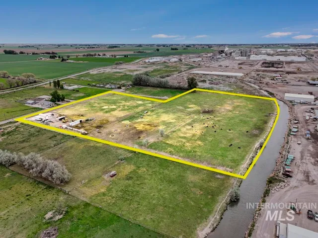 $403,500 | Tbd Sunnyslope Drive, Paul, ID 83347