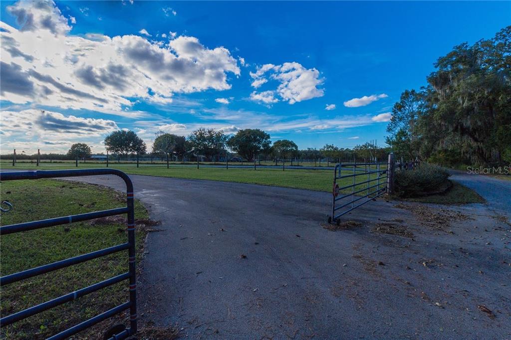 3327 Powerline Road Lithia, FL 33547 - Photo 24 of 25 Gallery Image 24