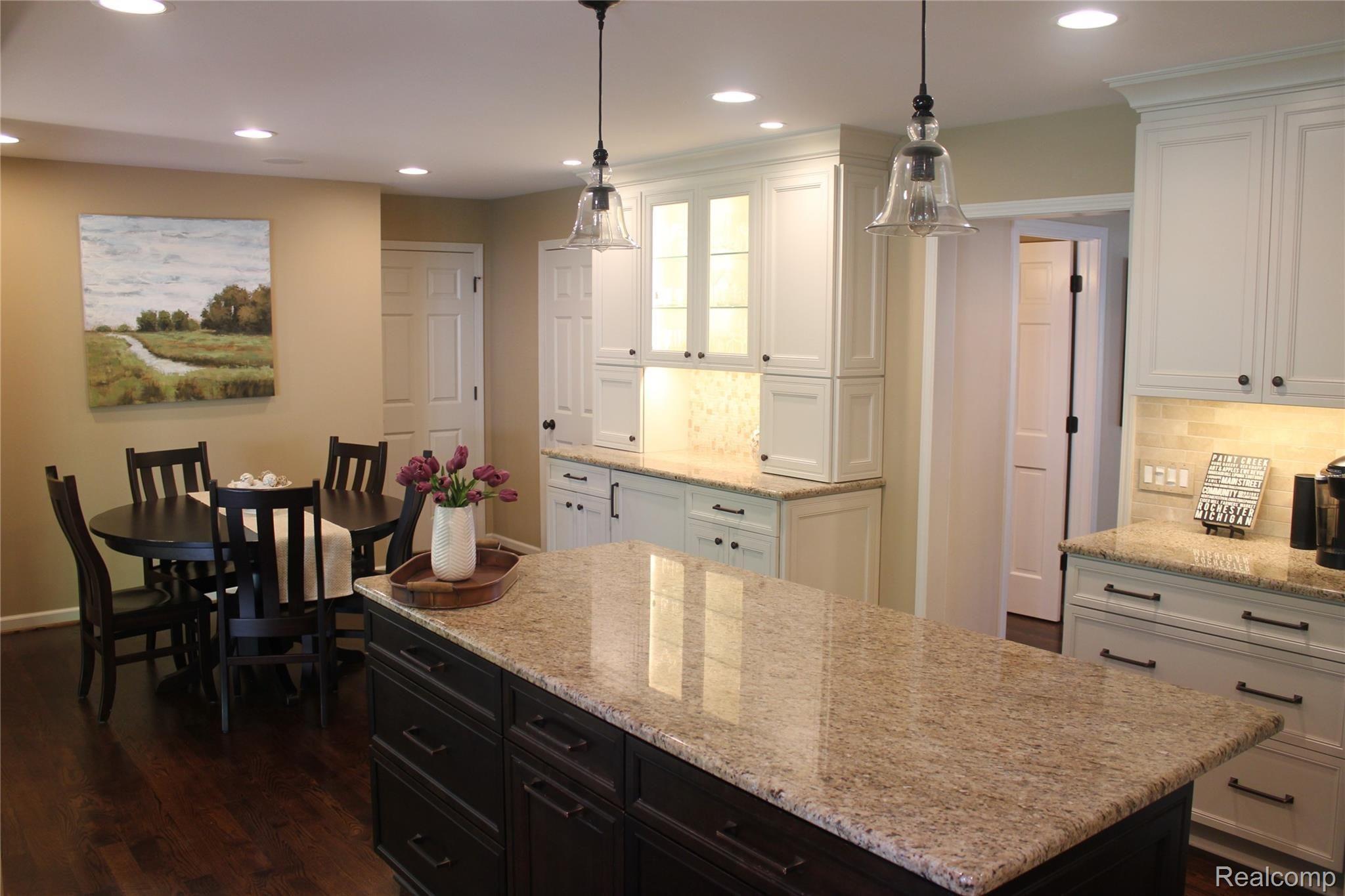 1794 Skyline Drive Rochester, MI 48306 - Photo 6 of 41 Skyline 6 - Updated Designer Kitchen.JPG