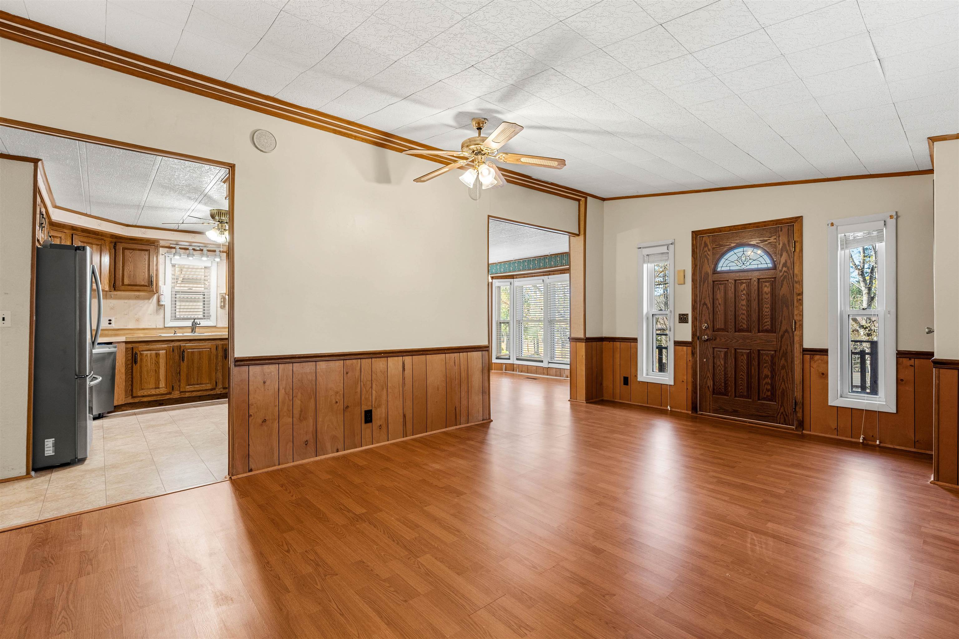 19 Kelly Court Goffstown, NH 03045 - Photo 6 of 41