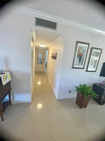 $180,000 | 3940 Northwest 42nd Avenue, Unit 319, Lauderdale Lakes, FL 33319