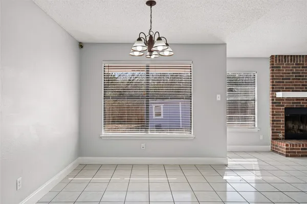 $1,800 | 16207 Parkway Drive, Pflugerville, TX 78660