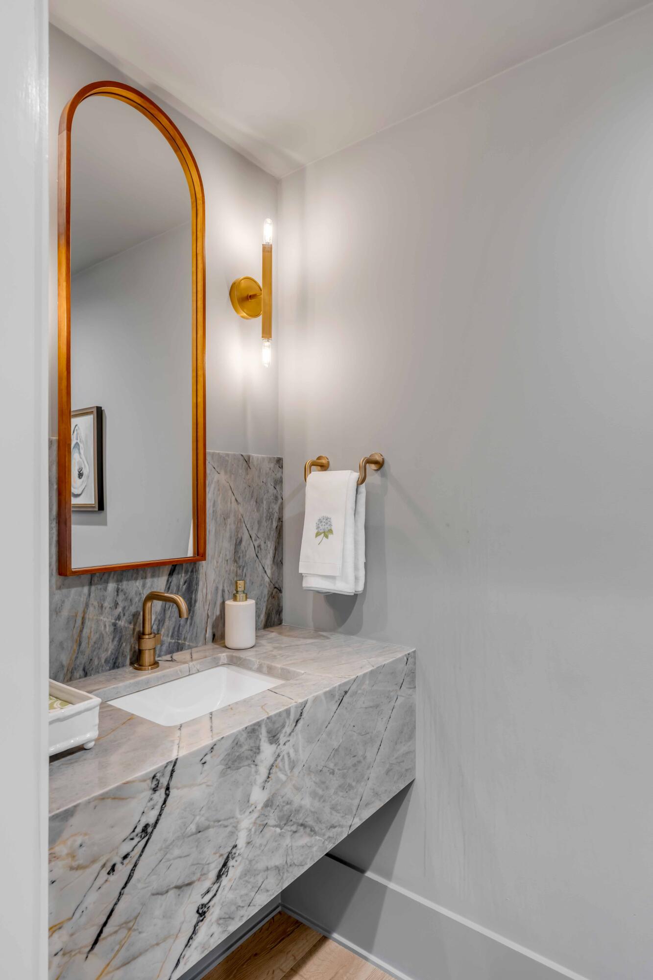 19 Mobile Street Mount Pleasant, SC 29464 - Photo 23 of 63 DSC06903