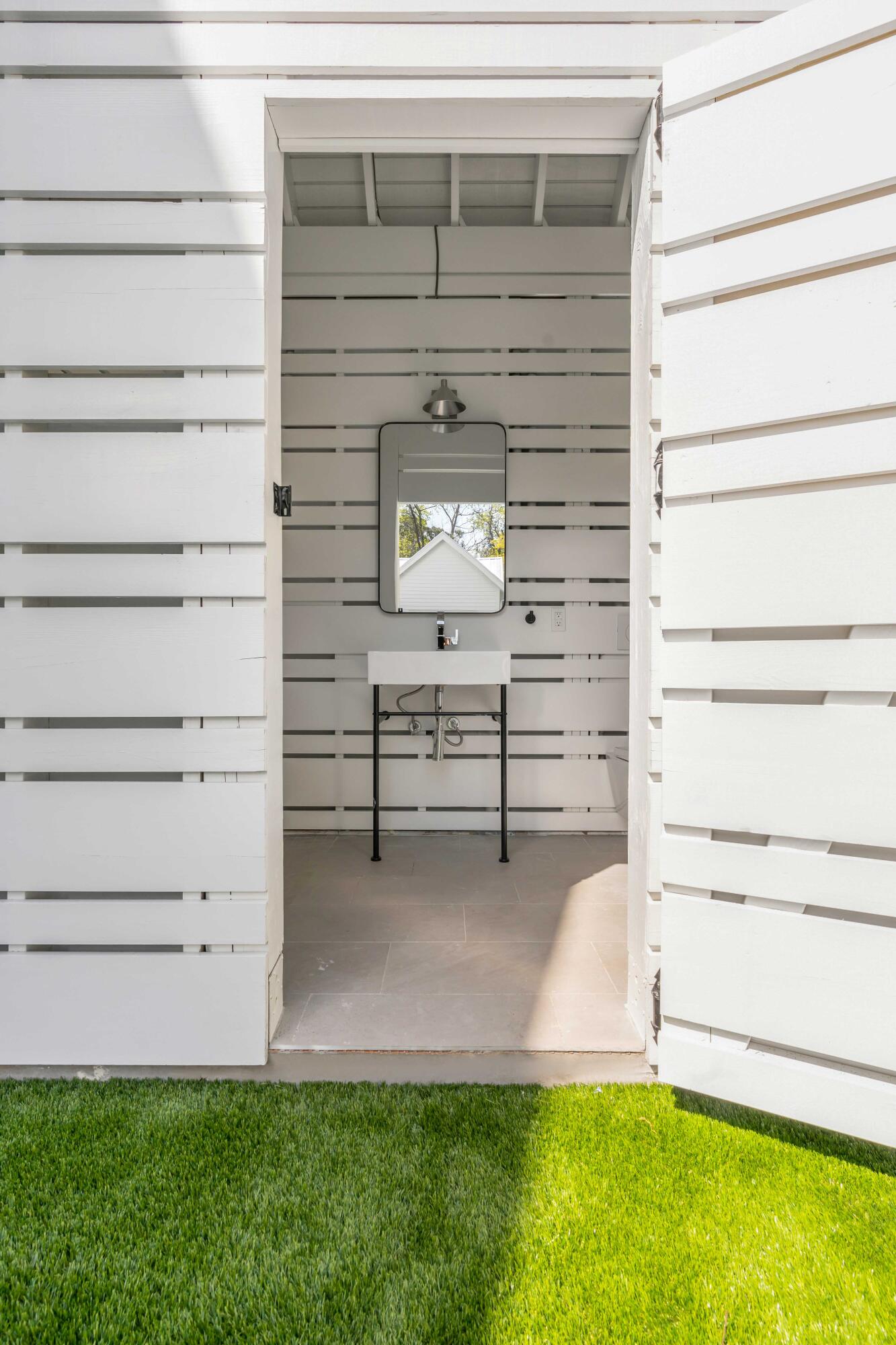 19 Mobile Street Mount Pleasant, SC 29464 - Photo 49 of 63 19 Mobile_-2