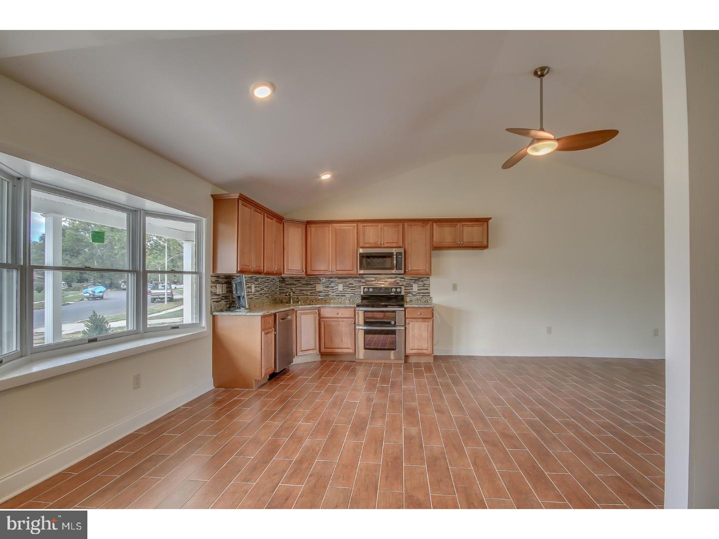 50 Butternut Road Levittown, PA 19057 - Photo 5 of 25 Gallery Image 5